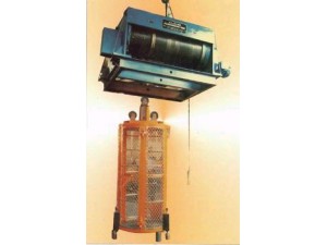 用于超高型塔架、深井、洞道、柜罐等特殊设施检修作业的理想载人升降设备。